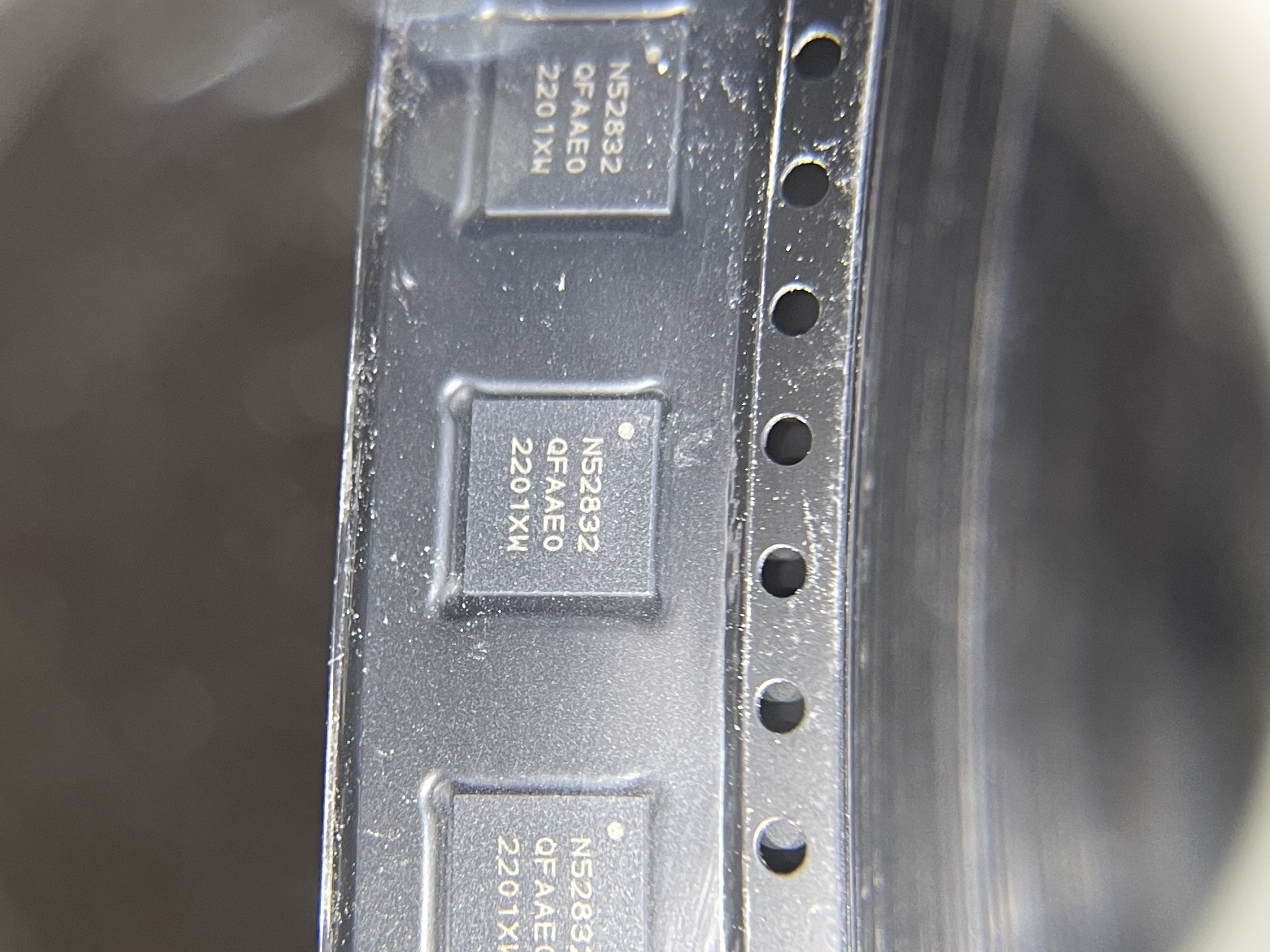 NRF52832-QFAA-R
